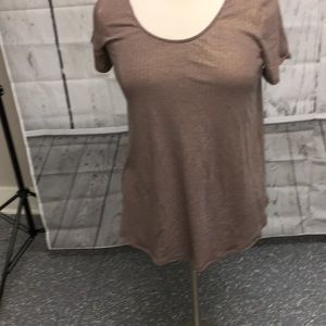 Agnes and Dora bronze tee